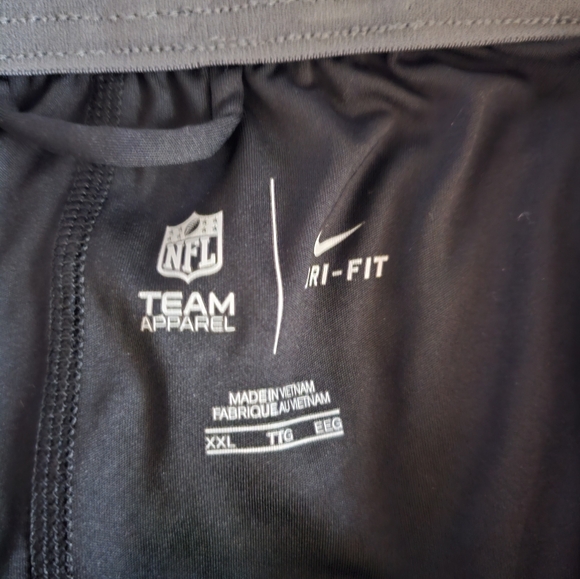 Men's Nike Pittsburgh Steelers Shorts XXL - Picture 4 of 4